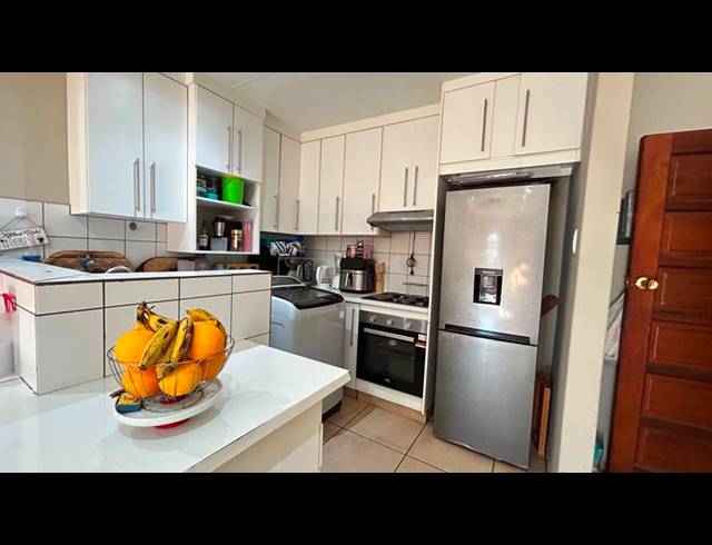 2 BEDROOM APARTMENT FOR SALE IN ARBORETUM
